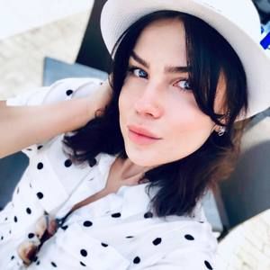 Meet your Posher, Oksana